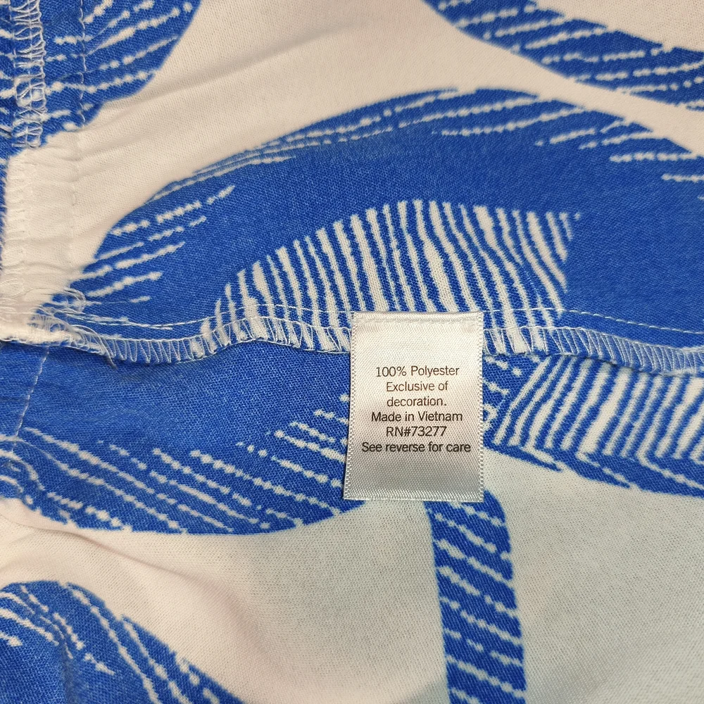 Nine West Women's Top Blouse Size XL White Blue Sleeveless Floral Button Up - Picture 7 of 8